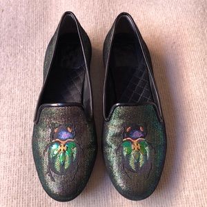 Tory Burch green metal/black beetle slippers/flats